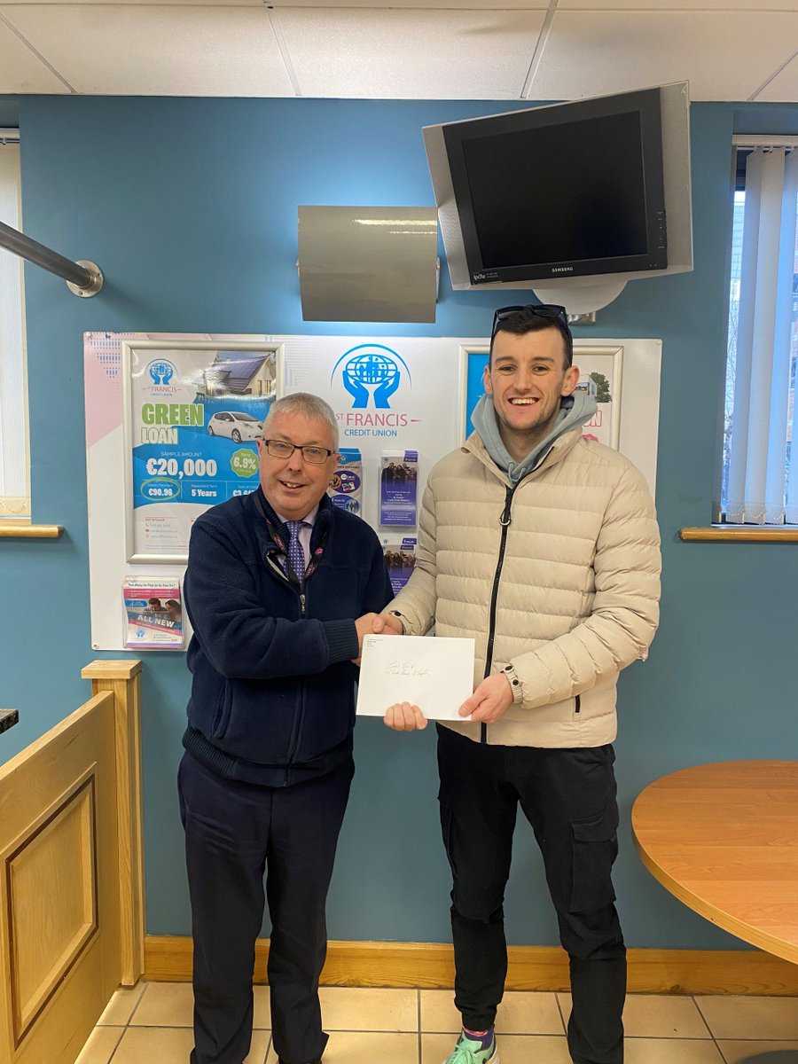 St Francis Credit Union are delighted to support @Ennistrack ❤️ Pictured here is Ray from SFCU presenting Victor O’Loughlin from Ennis Track with a sponsorship cheque.