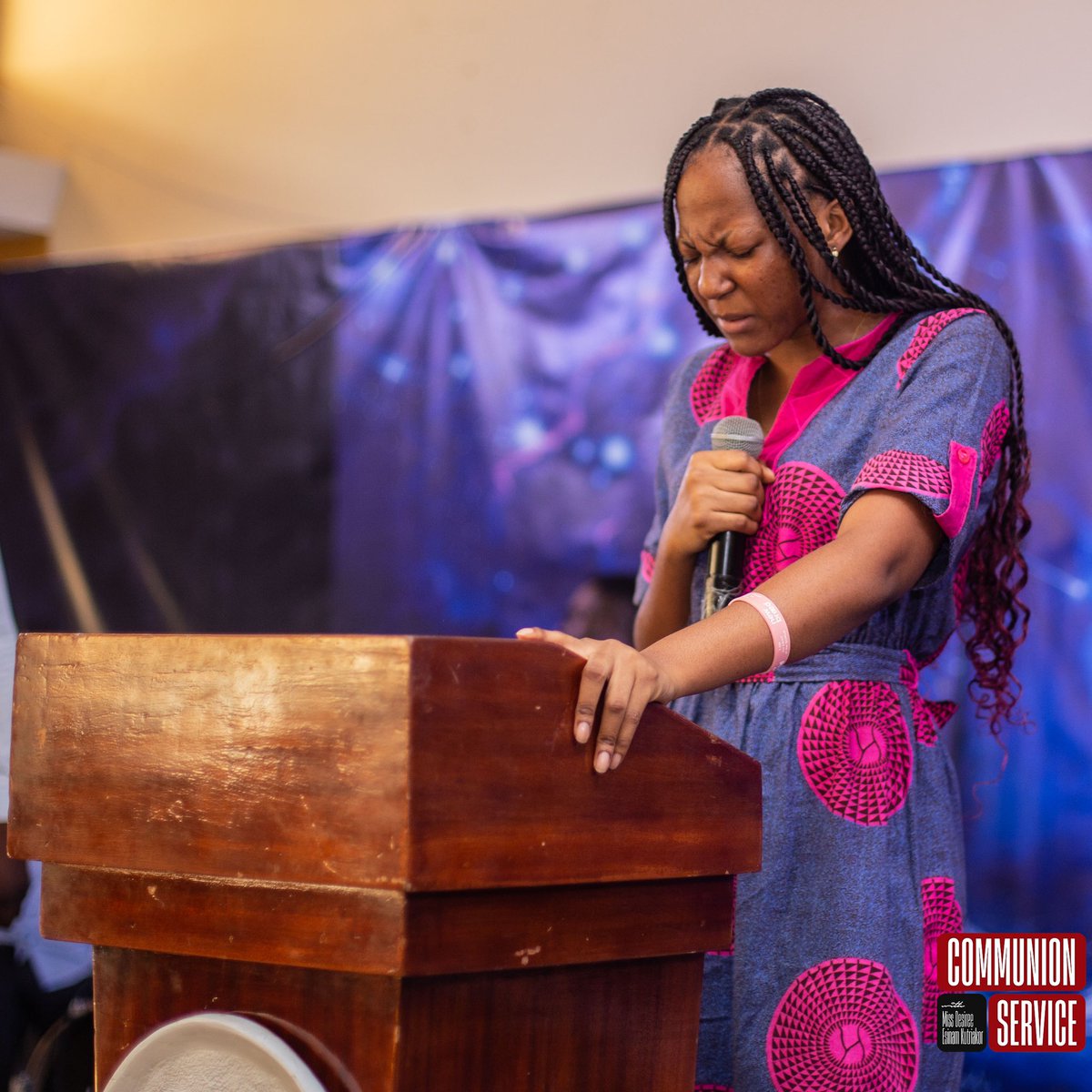 newbreedknust's tweet photo. We share in His body and receive life and strength into our bones.💪🏽✨
#communionsunday #weareicgc #sundayservice https://t.co/oGkNXcyLTR