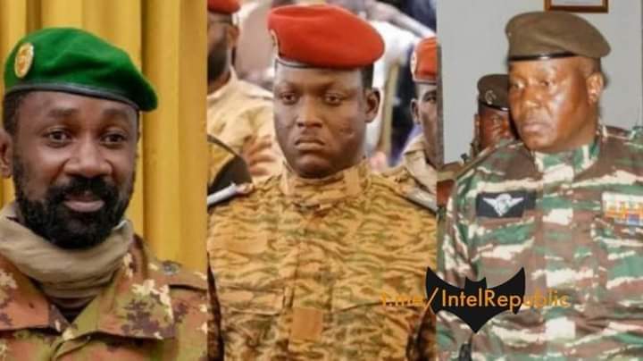 IjeleSpeaks2's tweet image. Why are the same people who were jumping up when Mali, Niger and Burkina Faso were suspended by ECOWAS now crying because they left the imperialist body?
Go screw yourselves. A bunch of shallow minded people who can't see past their nose. Let's see what any of you would do.
I…