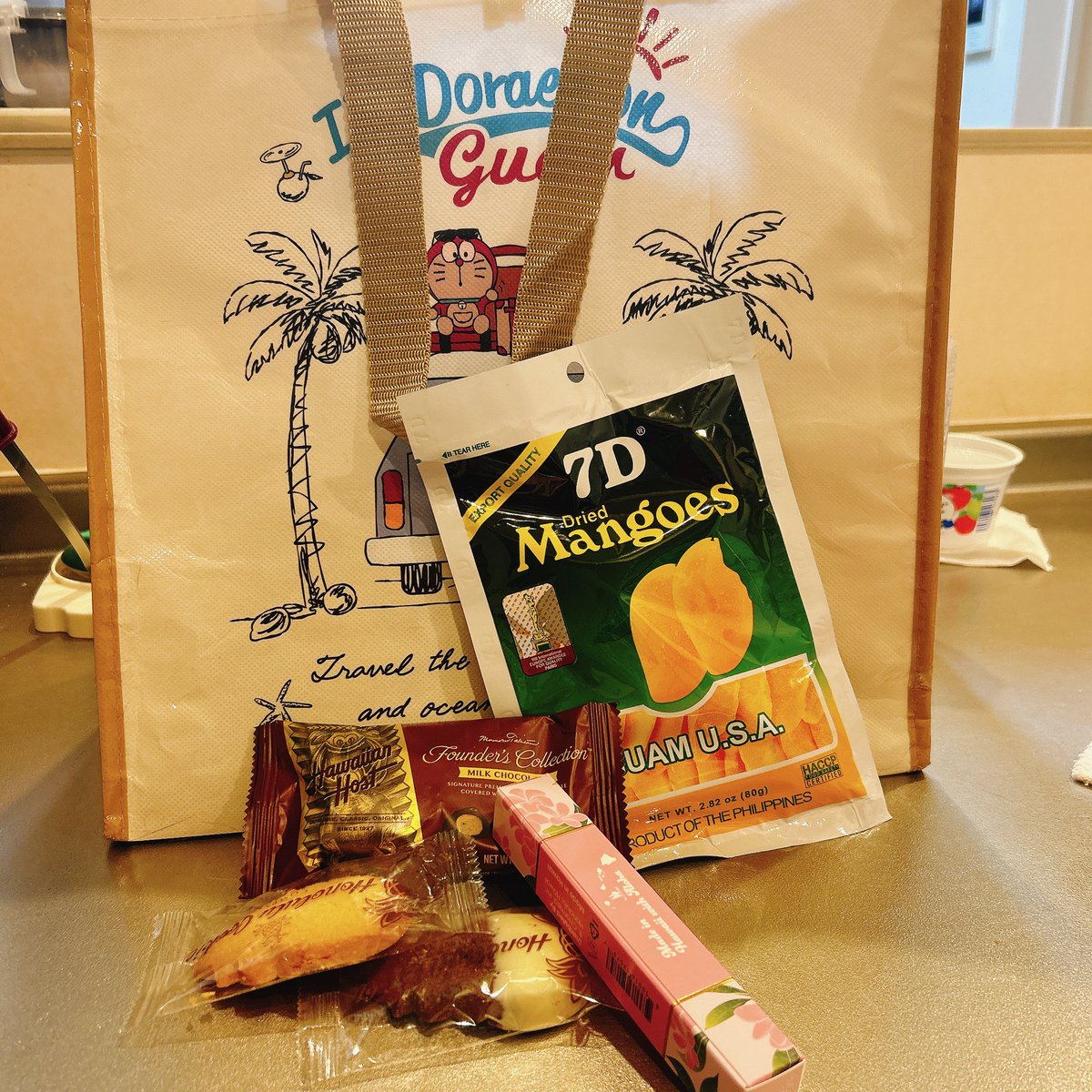 ★長野からの贈り物
★グアム土産

家にりんごジュースが
20本以上(   ˙³˙  )糖尿なるて🤣