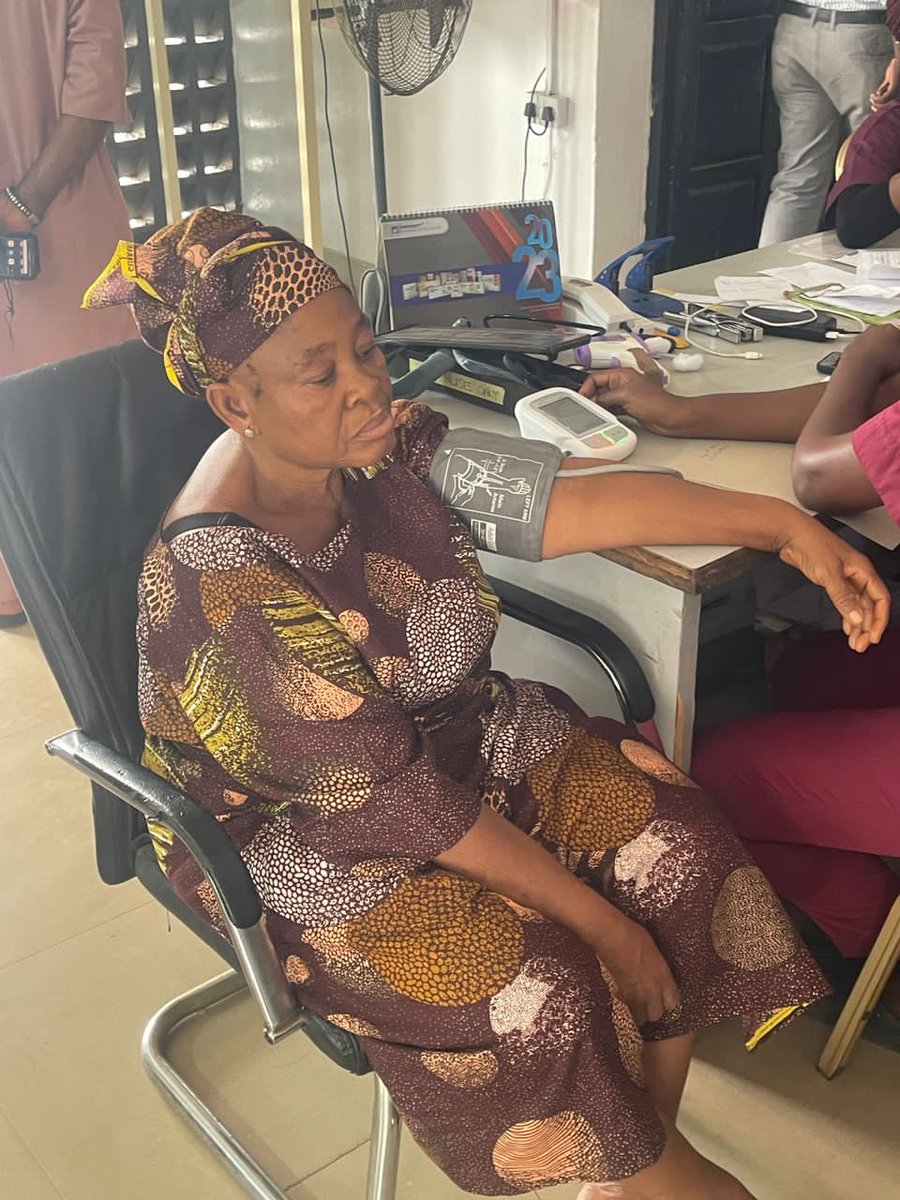 Row_Haastrup's tweet image. UPDATE ON BABA…

Upon getting to the bank this morning, a total of N17,900,536.21  has been raised. Kudos to everyone. 🙌
The account is being tidied to ensure that by tomorrow, baba has access to the account for the things that need to be carried out.

Baba &amp;amp; his wife are…