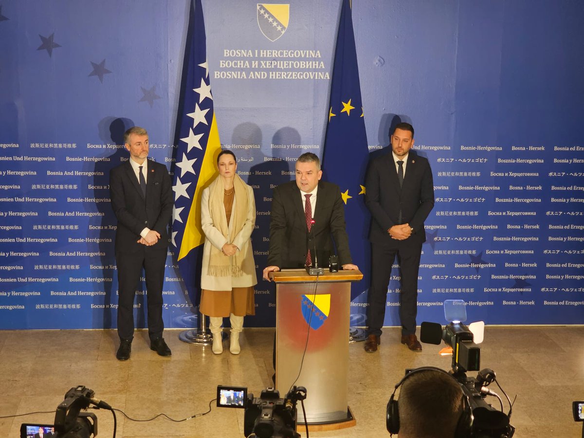 BunozaDavor's tweet photo. Reforma pravosuđa i uprave podrazumijeva i digitalnu transformaciju.
Na press konferenciji u povodu aktiviranja digitalnog identiteta- #eidentiteta putem web stranice Agencije #IDDEEA. https://t.co/FX6KMdPUBF