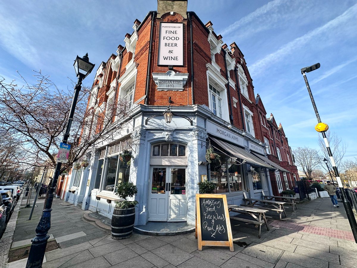 HAPPY MONDAY EVERYONE! ☀️
Start your week the right way… and join us at The Morgan #morganafeeling #londonpubexplorer #londonpubs #eastlondonpub #eastendpubs #eastlondonfood