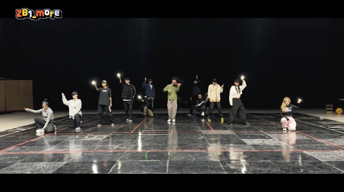 _📹
[ZB1_more] ZEROBASEONE (제로베이스원) 2023 MAMA AWARDS Performance Practice 🎬. more

ZHANG HAO - ‘난 빛나 (String ver.)'
🔗 youtu.be/FbSYy60g0Ac

HAN YU JIN - ‘Endless Rain’ 
🔗 youtu.be/k58qLuglKpI

'In Bloom' + 'Take My Hand' + 'CRUSH (가시)'
🔗