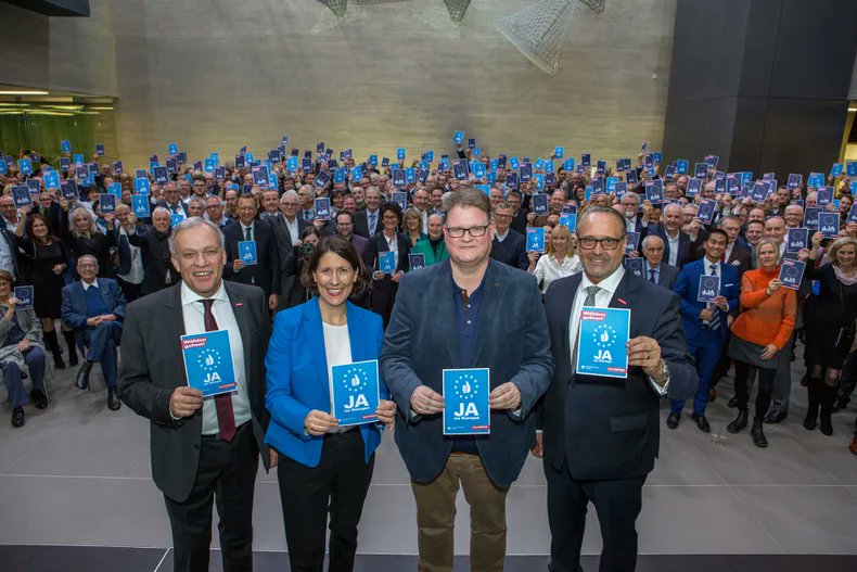handwerksblatt (@handwerksblatt) on Twitter photo 🥂 Der #Neujahrsempfang der <a href="/hwk_koblenz/">HwK Koblenz</a> startet ins Jahr der #Europawahl mit politischen Akzenten. Ein Polit-Talk mit #Wirtschaftsministerin <a href="/Schmitt_FDP/">Daniela Schmitt</a> & #Europaparlamentarier Ralf Seekatz wurde als neues Format präsentiert. 👏🎤🇪🇺 v-h1.de/rzIK Foto: © Photo-Herzman 🥂 Der #Neujahrsempfang der <a href="/hwk_koblenz/">HwK Koblenz</a> startet ins Jahr der #Europawahl mit politischen Akzenten. Ein Polit-Talk mit #Wirtschaftsministerin <a href="/Schmitt_FDP/">Daniela Schmitt</a> & #Europaparlamentarier Ralf Seekatz wurde als neues Format präsentiert. 👏🎤🇪🇺 v-h1.de/rzIK Foto: © Photo-Herzman