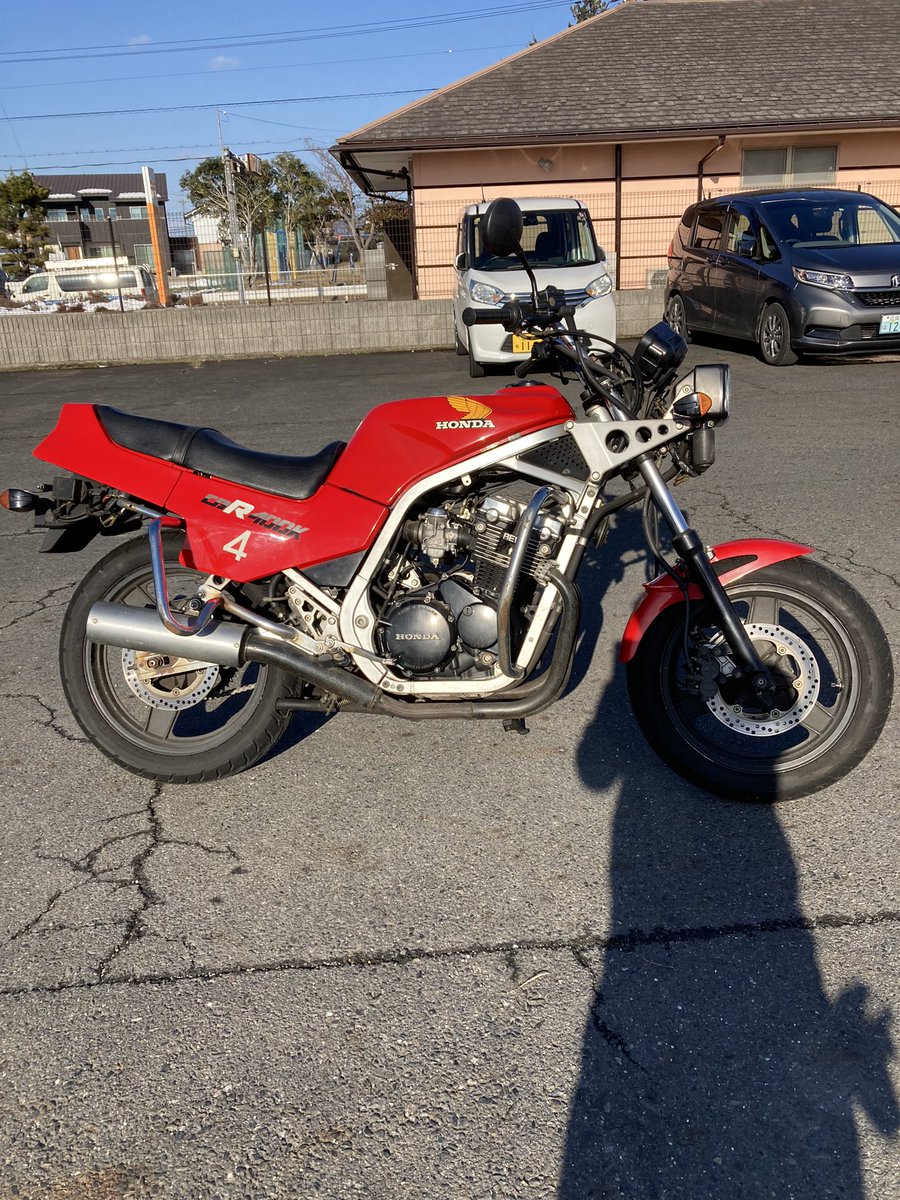 tiffany03260326's tweet photo. CBR400Kは売れました🏍️
お買い上げありがとうございました🙇‍♂️
今日少し乗ったけどメチャ運転しやすかった(ﾟ∀ﾟ)
メチャ良い車両やからやはり即売れ！！

父親の新米の販売です🌾
品種は秋の詩🌾
1袋30キロ9000円です🌾
発送も直接引き取りも可能です🌾
美味しいで有名な所の新米です🌾
#新米売ります https://t.co/8nUh9jRFDJ