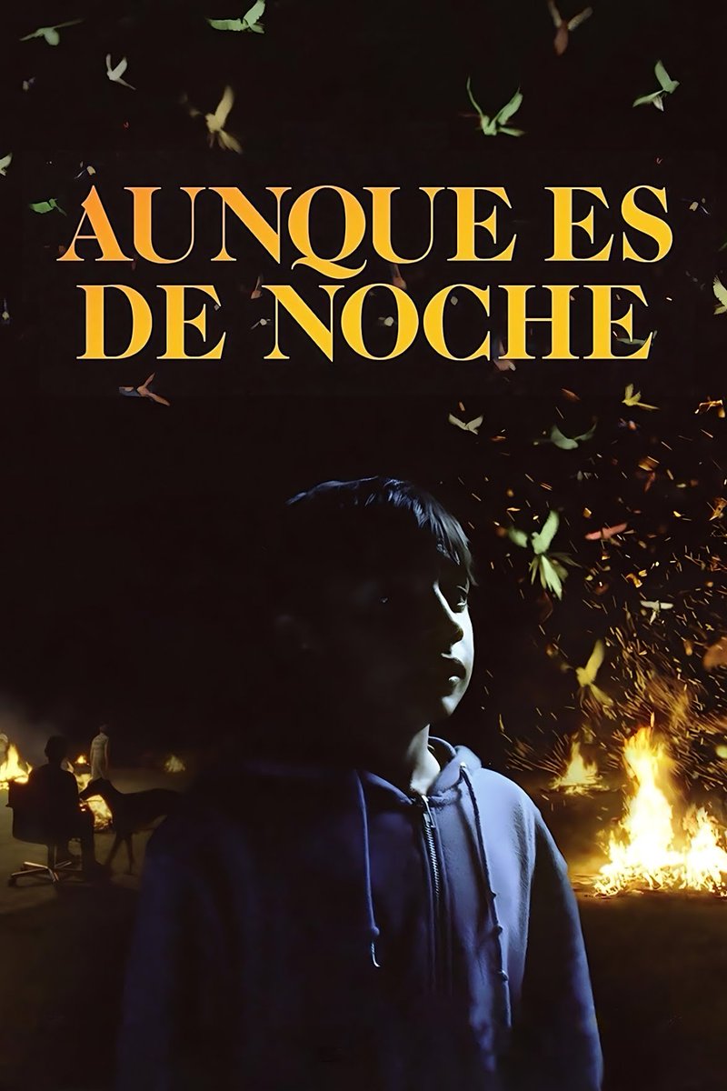 Ayer hablé en @losposcreditos del que para mí es el cortometraje más necesario de 2023. 

Lo dirige @guillermogaloe, quien lo coescribe junto a @inbarhoresh, fue producido por @sintagmafilms, @LesValseurs y @SalonIndienF.

Me refiero a ‘Aunque es de noche’.