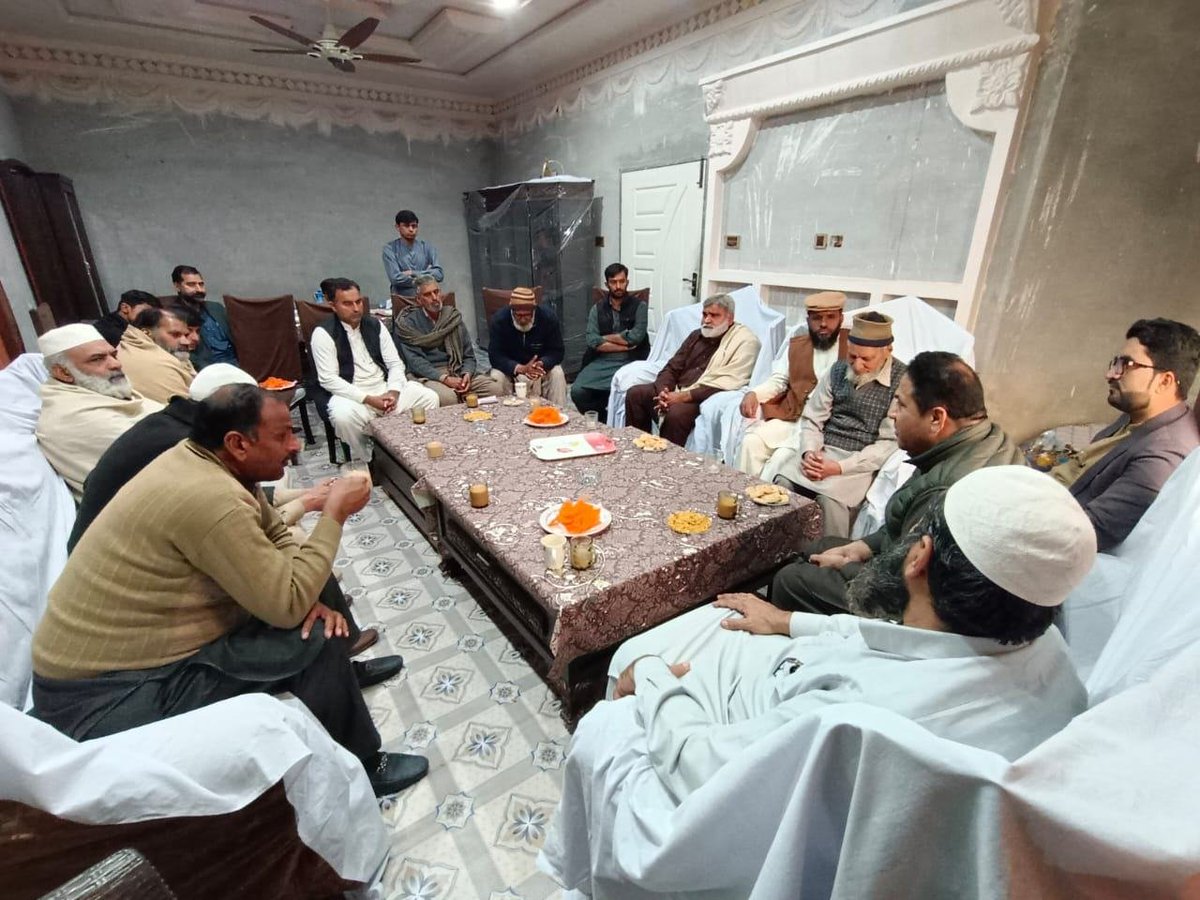 الیکشن 2024: پاکستان عوامی تحریک کے نامزد امیدوار چوہدری بدر نثار چٹھہ کی منچر چٹھہ میں سیاسی بیٹھک