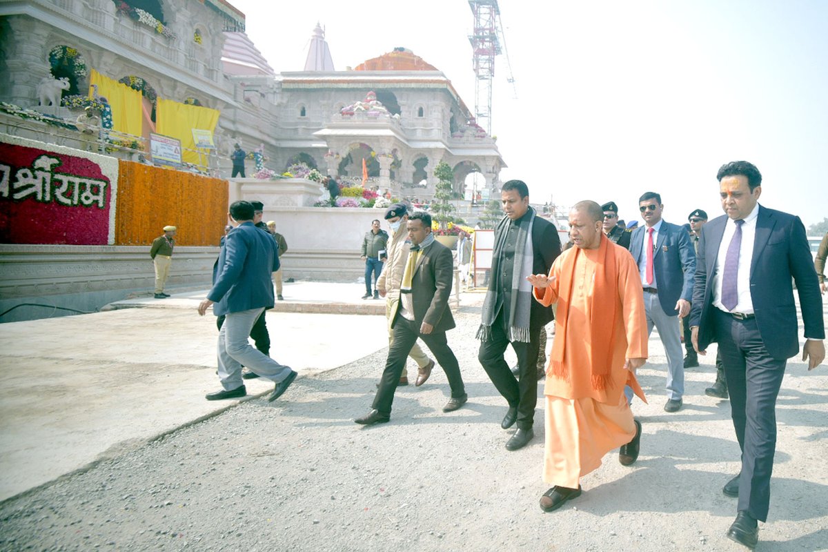 myogiadityanath's tweet photo. इष्टदेव मम बालक रामा...

आज श्री अयोध्या धाम में प्रभु श्री रामलला के दर्शन-पूजन कर संपूर्ण सृष्टि के सुख-समृद्धि हेतु प्रार्थना की।

इस अवसर पर श्रीराम जन्मभूमि मंदिर के निर्माण कार्यों का निरीक्षण कर संबंधित अधिकारियों को आवश्यक दिशा-निर्देश भी दिए। https://t.co/vL0xxdS3zU