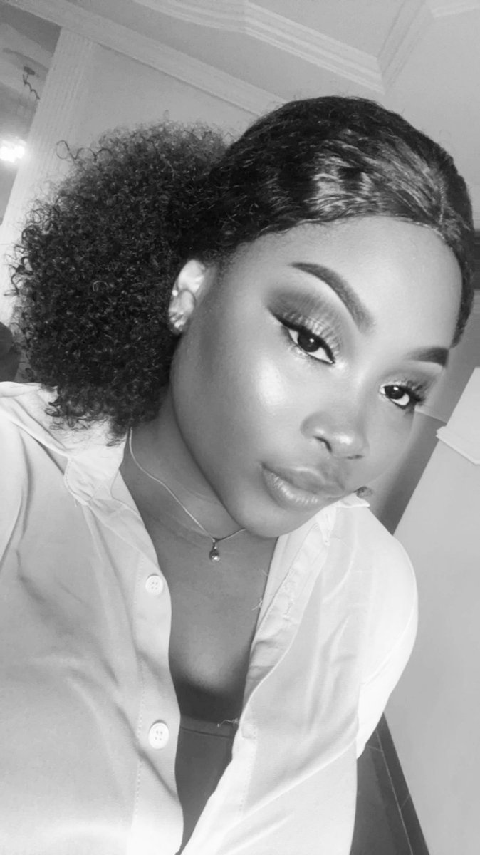Jenny_OGE199's tweet image. Hello ๐๐พ
I am Oge.
I live in Lagos.
I am a party planner/event decorator.
I specialize in:
Event planning, decoration and coordination.
Curation of gifts & surprise boxes.
Event Vendor coordination E.g DJ Services, MC services, fun/games services, Caterers etc
Send a Dm ๐