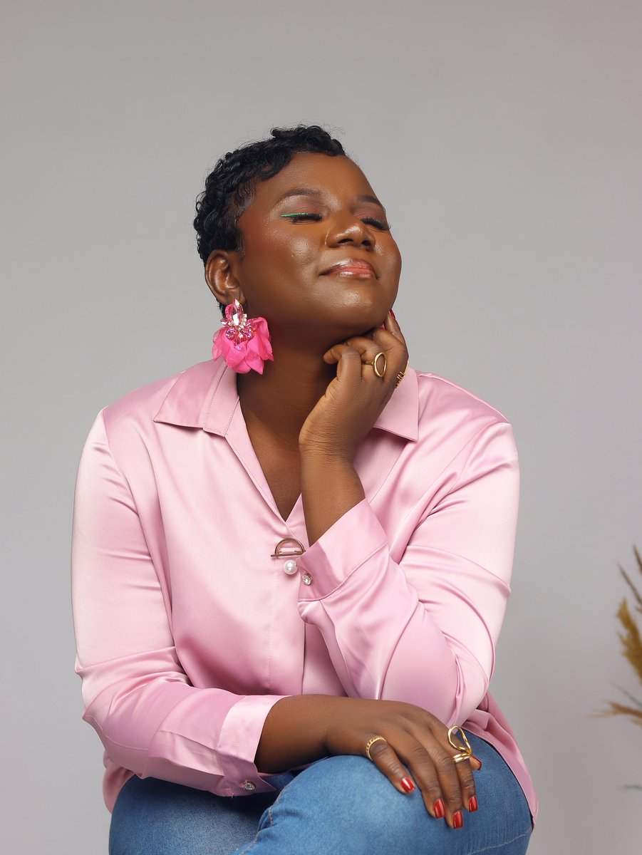 tenigma__'s tweet photo. It's My Birthday!!!!🎊🎊🎊🎊🎊

I'm particularly happy to have scaled a very tough year. I pray for softer years ahead! 💖

#pinkslush
#africanbarbie https://t.co/tlXM16ljff