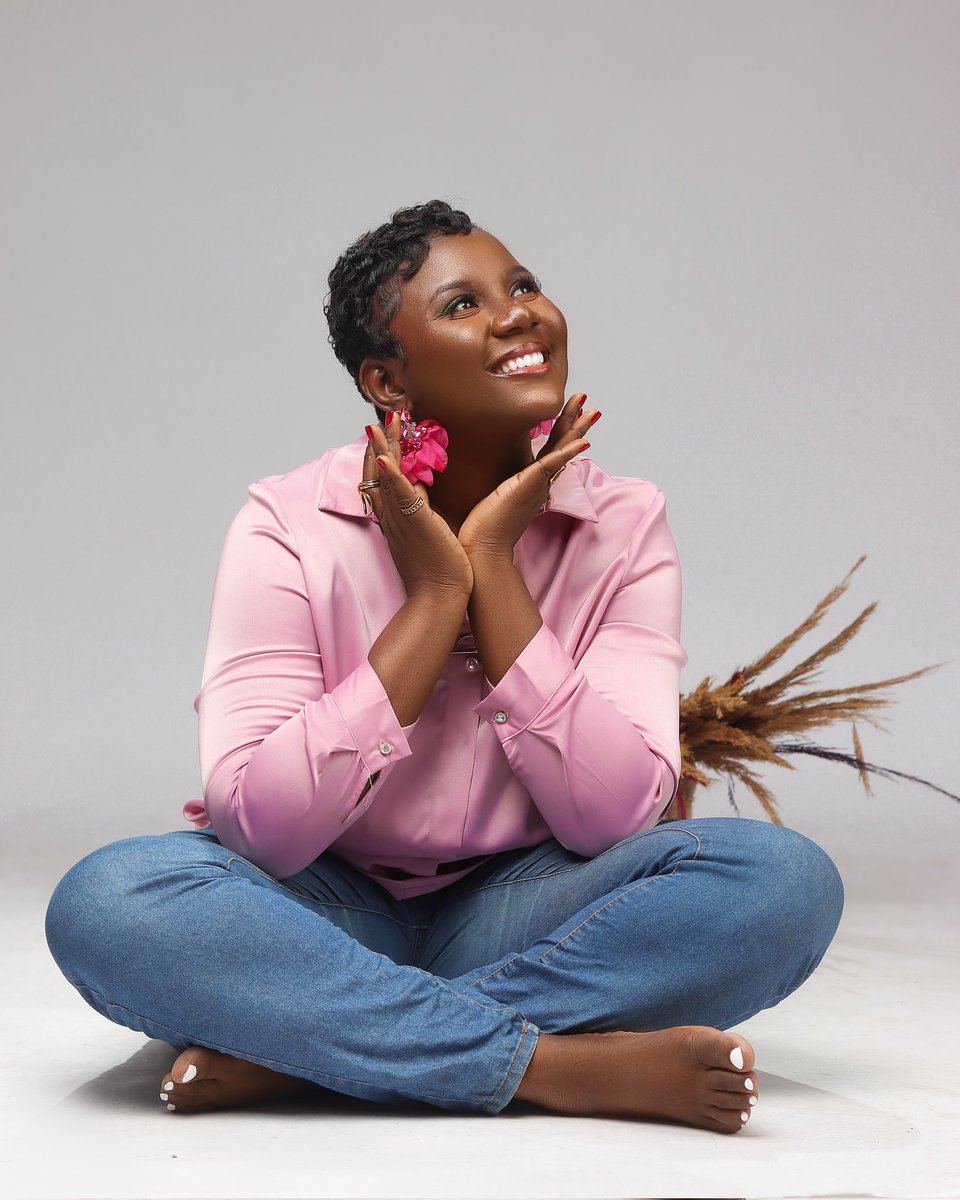 tenigma__'s tweet photo. It's My Birthday!!!!🎊🎊🎊🎊🎊

I'm particularly happy to have scaled a very tough year. I pray for softer years ahead! 💖

#pinkslush
#africanbarbie https://t.co/tlXM16ljff