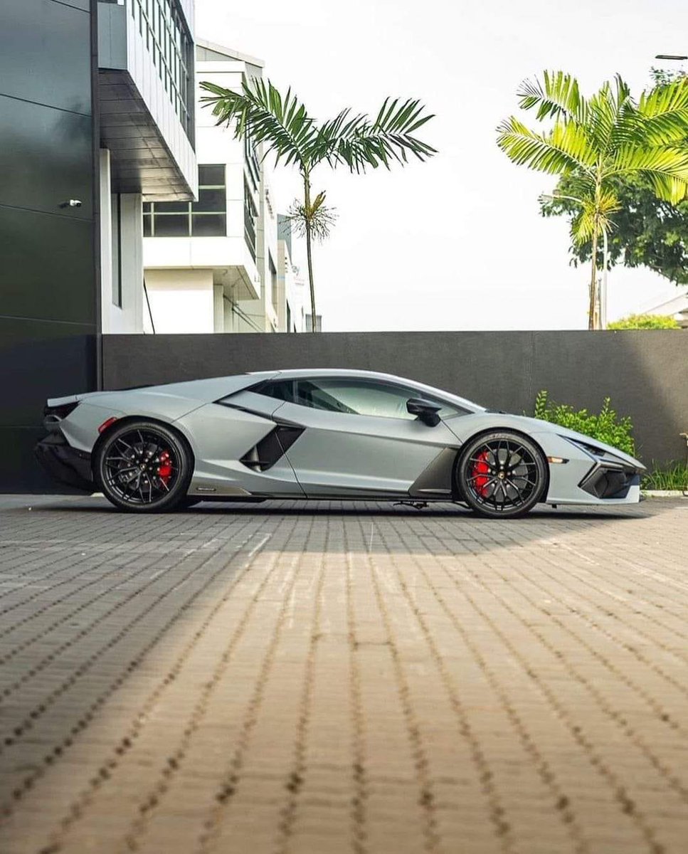 The Auto Addict 😈 tweet media