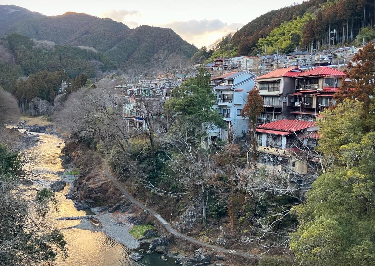 Londondolllife1's tweet image. Now we’re at the summit where shall we stop for lunch?
#smartdoll #photograghy #mitake