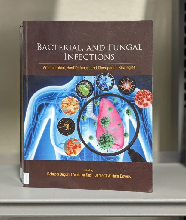 mftlibraries's tweet photo. It's #StillJanuary and we're still feeling the effects of various bugs and illness going around 🤒
Thankfully we have a full Infectious Dieases section with new books such as 'Bacterial and Fungal Infections' being added. Hopefully these books can help us all in the future! https://t.co/mQUIyRFRgN