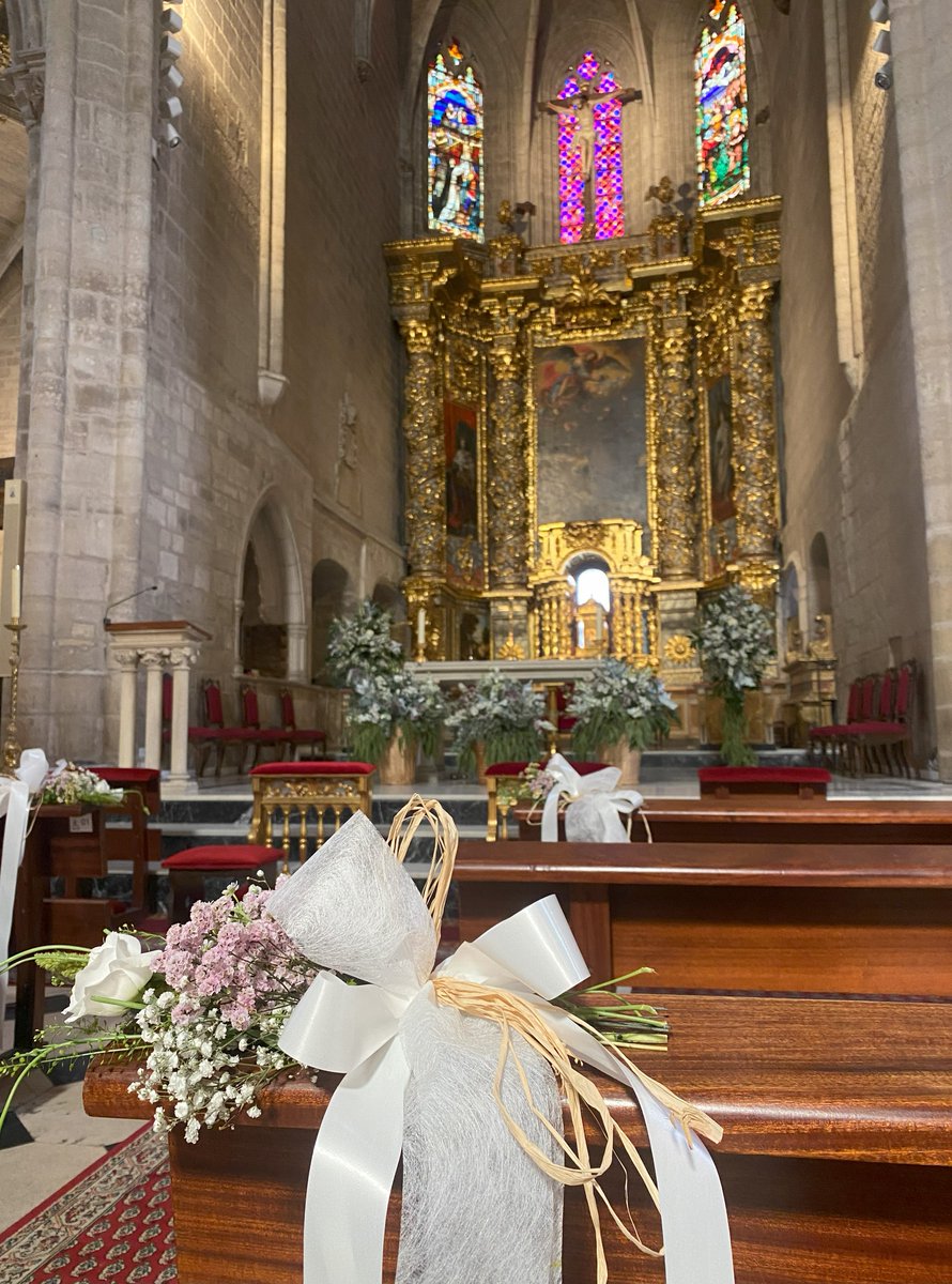 TrioPortamento's tweet photo. 🔙 En la boda de Nerea y Javier, el pasado 09 de septiembre de 2023.
💒 En la Iglesia de San Gil Abad, en Burgos.
💍 ¡Qué bonitos momentos y qué ganas de empezar con esta nueva temporada 2024! https://t.co/fJu2OJ1vew