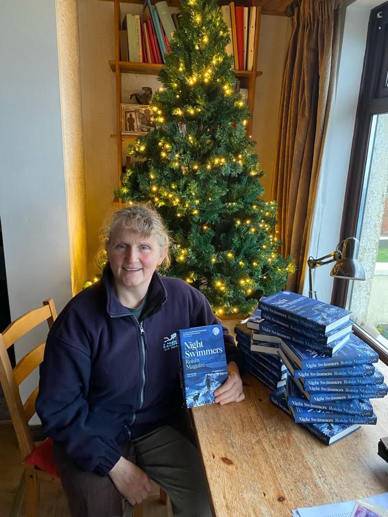 miss_steele89's tweet photo. Calling all book people 🥰 my best friends mummy is now a published author 👏 and needs help promoting her upcoming release of Night Swimmers here’s the link https://t.co/f1RbcG2tqi RT ❤️ https://t.co/m5O3yJbYcf