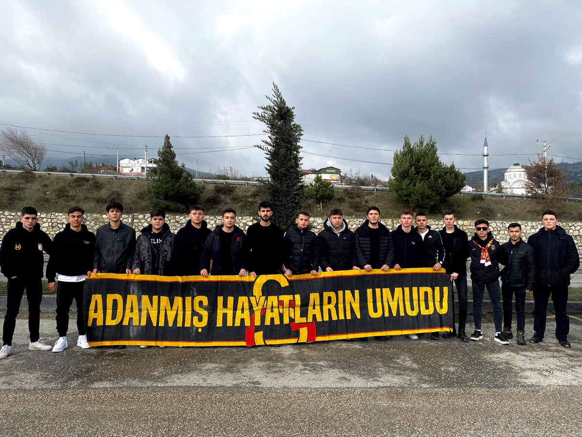 mmertsancak's tweet photo. Lise Kütahya ! https://t.co/3xpUrOOtnt