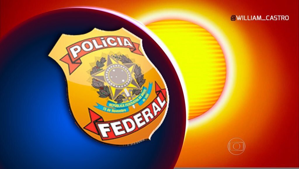 delucca's tweet photo. Hoje teve TOC TOC TOC da Polícia Federal contra o Carlos Bolsonaro!

Grande dia 🇧🇷