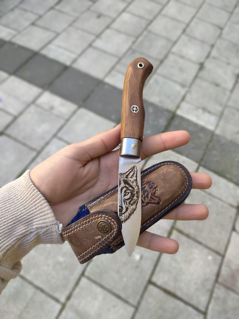craft_knife's tweet photo. Beautiful handforged knife 🔪🔪
New collection 🔪🔪
Inbox us 🔪🔪
#personalized #knife #custom #usa https://t.co/KE3cyRjMLw