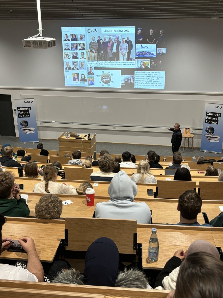 SDU Citizen Science (@citscisdu) on Twitter photo Climate Future Fiction - Red carpet event er i gang med indspark fra <a href="/climateice/">Sebastian H. Mernild</a> 🌍 #climatefiction
- med gymnasieklasser fra hele Fyn Climate Future Fiction - Red carpet event er i gang med indspark fra <a href="/climateice/">Sebastian H. Mernild</a> 🌍 #climatefiction
- med gymnasieklasser fra hele Fyn