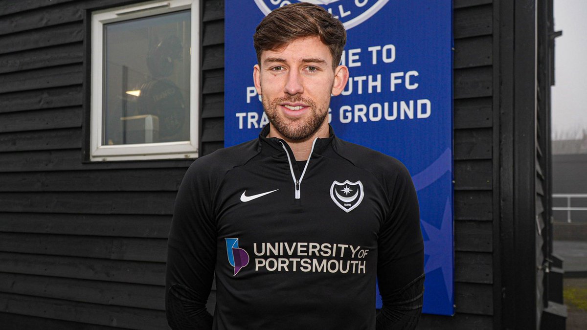 pn_jordan_cross's tweet photo. Welcome to Pompey Callum Lang. New boy arrives on two-and-a-half year deal and available to feature against Oxford United tomorrow. Reaction to follow, with attacker due to speak to press this afternoon. https://t.co/olVsrzWc8U