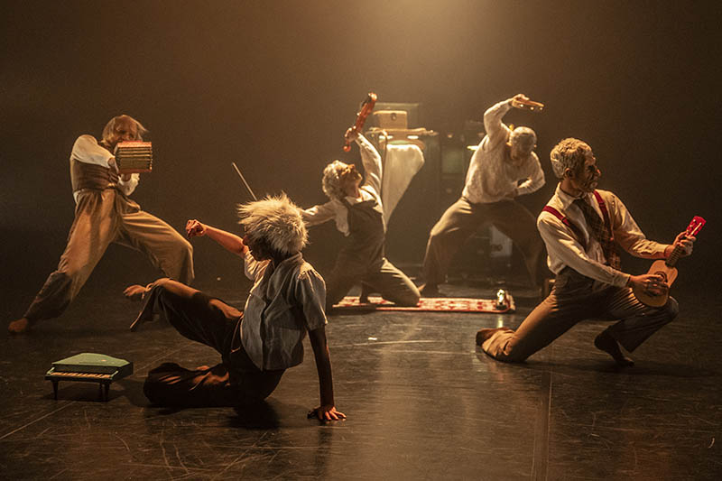 IICBarcellona (@iicbarcellona) on Twitter photo IMA, della compagnia Komoco al SAT! Teatre
Direzione artistica e coreografia: Sofia Nappi
Interpretazione: Arthur Bouilliol, Leonardo de Santis, Glenda Gheller, India Guanzini e Paolo Piancastelli
Festival Dansa Metropolitana
📷 8.03.24
📷 20h
📷 <a href="/sat_teatre/">SAT! Sant Andreu Teatre</a>
#DansaMetropolitana IMA, della compagnia Komoco al SAT! Teatre
Direzione artistica e coreografia: Sofia Nappi
Interpretazione: Arthur Bouilliol, Leonardo de Santis, Glenda Gheller, India Guanzini e Paolo Piancastelli
Festival Dansa Metropolitana
📷 8.03.24
📷 20h
📷 <a href="/sat_teatre/">SAT! Sant Andreu Teatre</a>
#DansaMetropolitana