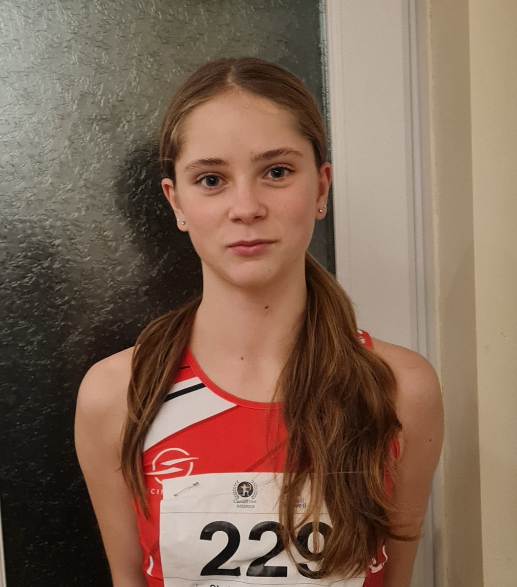 nelradrobs1's tweet photo. Well done to Lyra competing at the U15 and Seniors Welsh indoor Championships at Cardiff.
Lyra competed up 2 age groups  in the Senior Women PV. Got same height as Silver &amp; Bronze Welsh medalists, but missing out on count back. New PB and new  club record 2.91m.@StJohnLloydPE https://t.co/Ms5WbjZyU8