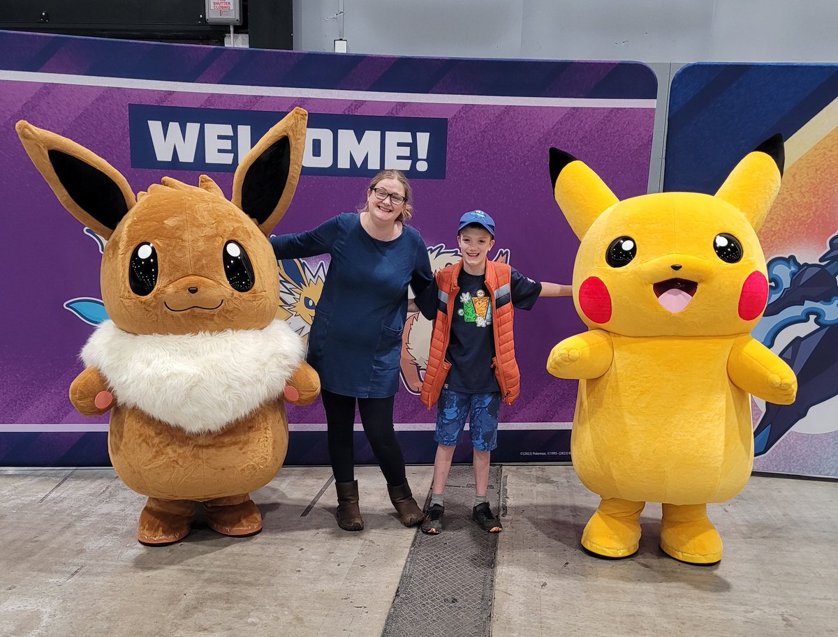 library_body's tweet photo. Pokemon weekend in Liverpool was lots of fun! It was great being there with the #GBCom crew this year: so many talented players and lovely people to boot. Proud of my boy as ever, staying positive despite having a tough weekend of play ❤ https://t.co/EnyEvsj9jc