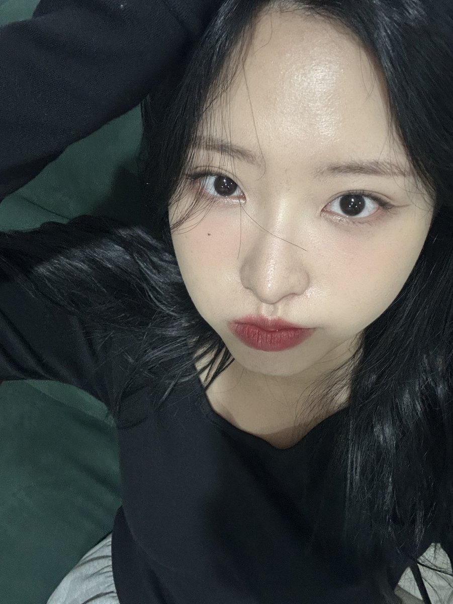 _thsgpwn's tweet photo. 혜주덕분에 지금 봄됨
ㄴ따뜻하다…는뜻 https://t.co/fx8PCulsjm