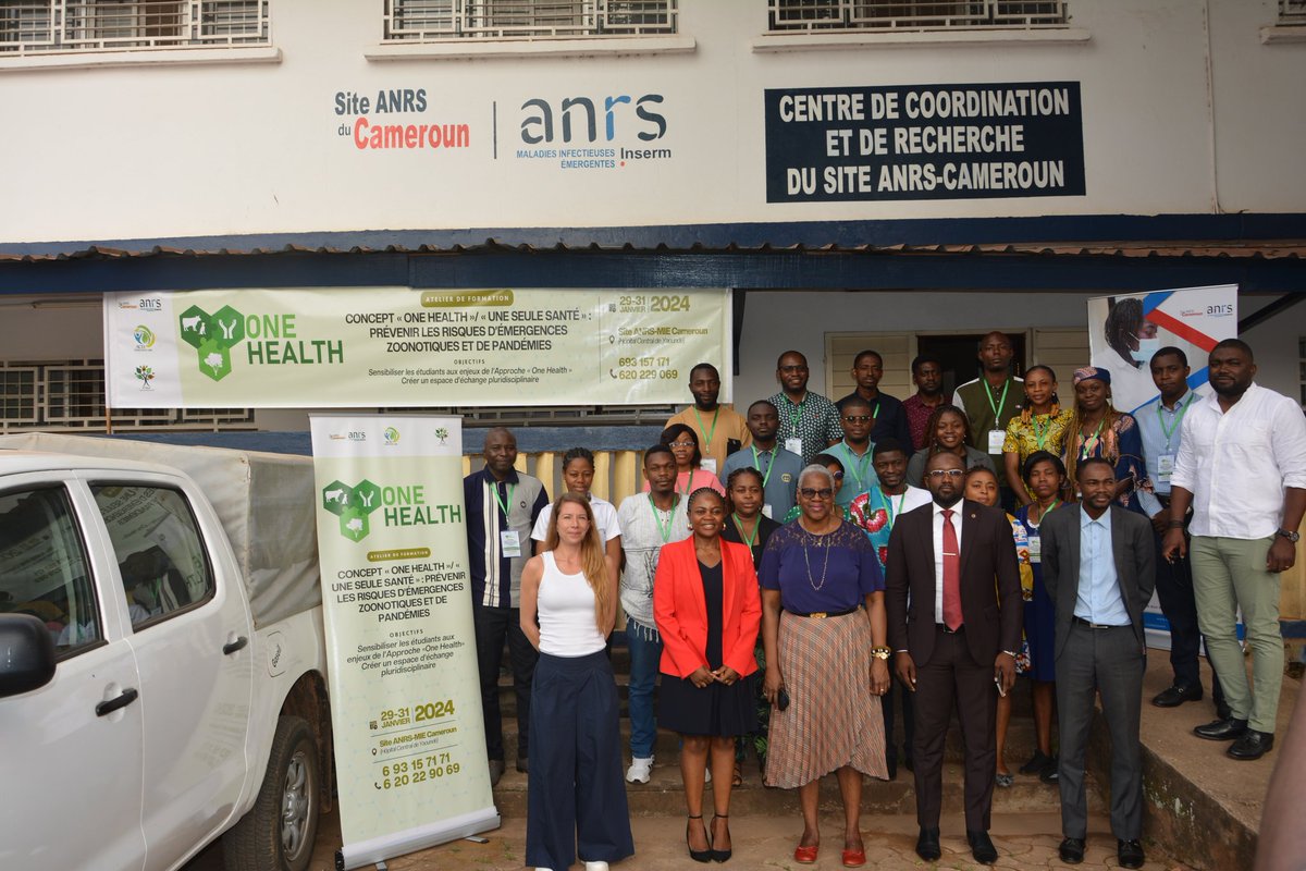 SiteAnrsCmr's tweet photo. #OneHealthAwarenessMonth 
🛑 Du 29 au 31 jan. le @SiteAnrsCmr &amp; @for_scientific organise un atelier de sensibilisation au concept "One Health". 
📌 30 étudiants retenus sur 120
 📌Objectifs: sensibiliser aux enjeux du "One Health" et créer un espace d'échange pluridisciplinaire. https://t.co/ua3N2dS66E