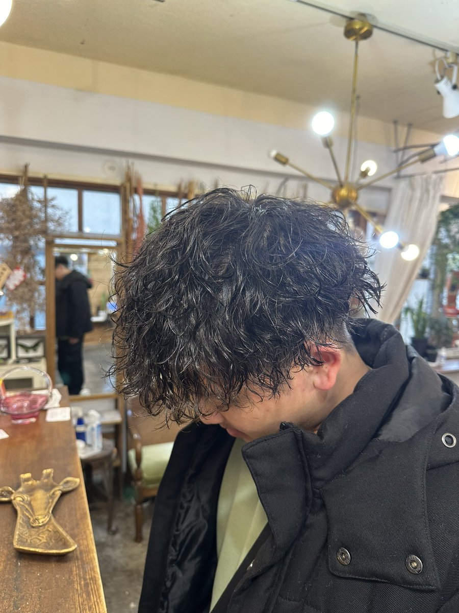 fmynb16c's tweet photo. 2月パーマモデル募集

営業後21:00
料金1500円

メンズでカットパーマ
やりたい方ご連絡ください💇‍♂️

波巻き、ツイスパ、スパイラルしたい方
大募集 https://t.co/QISUbzNsq9