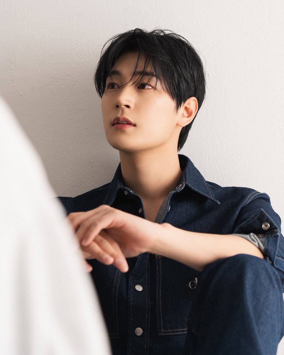 npio_official's tweet photo. [박서함]

프로필로 사람 홀리는 박서함✨

홀린 듯...
앤피오 네이버 포스트로 오세요🤗

👉 https://t.co/t7eX5PJH87

#박서함 #ParkSeoHam
#앤피오엔터테인먼트 #npio https://t.co/aWSKx3cTWY