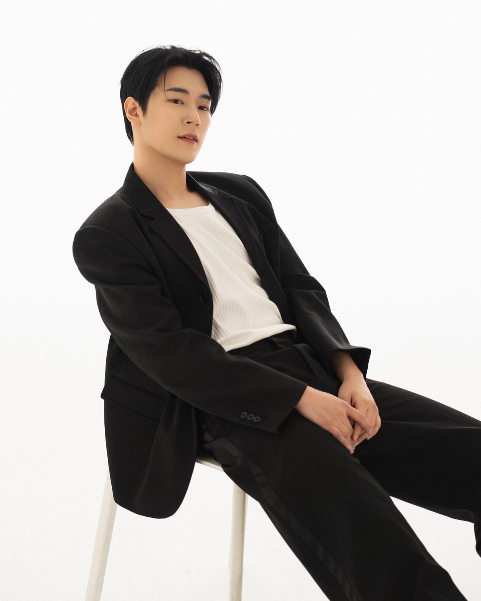 npio_official's tweet photo. [박서함]

프로필로 사람 홀리는 박서함✨

홀린 듯...
앤피오 네이버 포스트로 오세요🤗

👉 https://t.co/t7eX5PJH87

#박서함 #ParkSeoHam
#앤피오엔터테인먼트 #npio https://t.co/aWSKx3cTWY