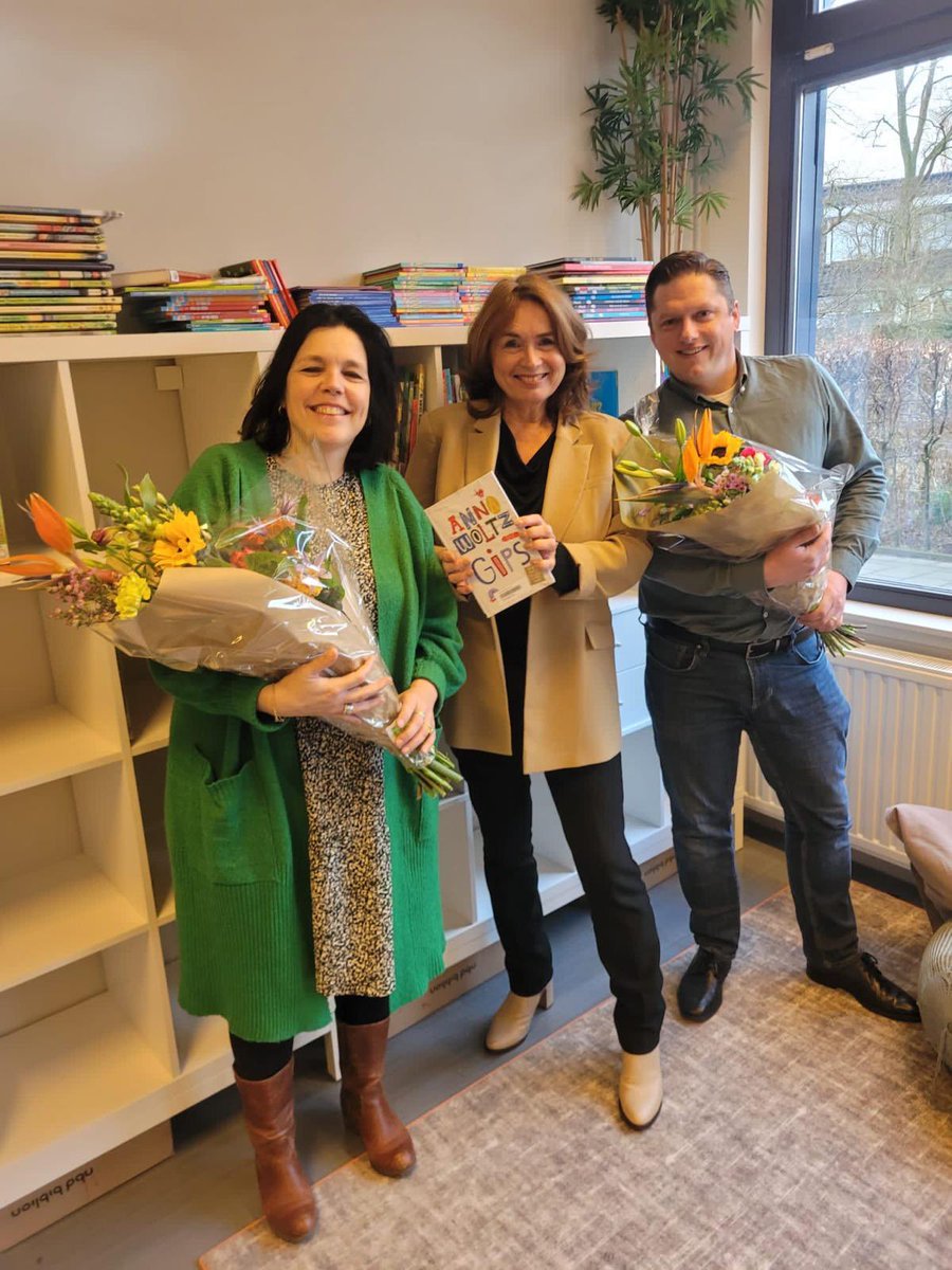 De Mariaschool en De Kyckert, beiden in Wateringen, tekenden samnenwerkingsovk met <a href="/biebwestland/">Bibliotheek Westland</a> voor dBos, de bibliotheek op school. Er wordt dagelijks gelezen,leesconsulenten worden opgeleid en de monitor meet de leesvaardigheid. Samen werken we aan #leesplezier!
#leesmotivatie