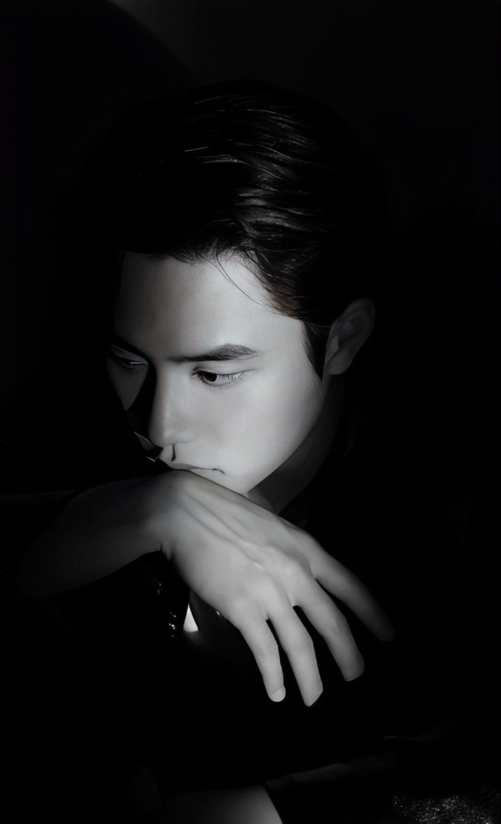 واوو ۱۲ سال شد؟ 🔥
 #12YearswithKyungsoo
#경수와_걸어온_12년   
<a href="/weareoneEXO/">EXO</a> <a href="/companysoosoo_/">Company Soosoo</a>