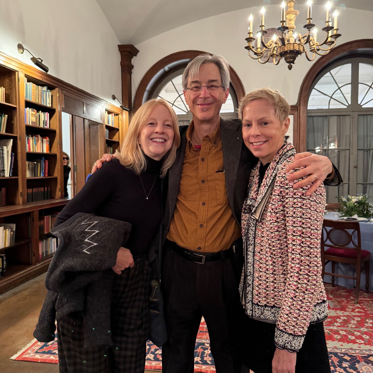 AugustaReadT's tweet photo. A lovely photo with composers: Maria Schneider and Stephen Jaffe, at the Members Dinner of the American Academy of Arts and Letters, New York City, on January 23rd.
#music #msuicians #composer #composition #MariaSchneider #StephenJaffe #AmericanAcademy #ArtsandLetters #NewYork https://t.co/icxIbEhuGx