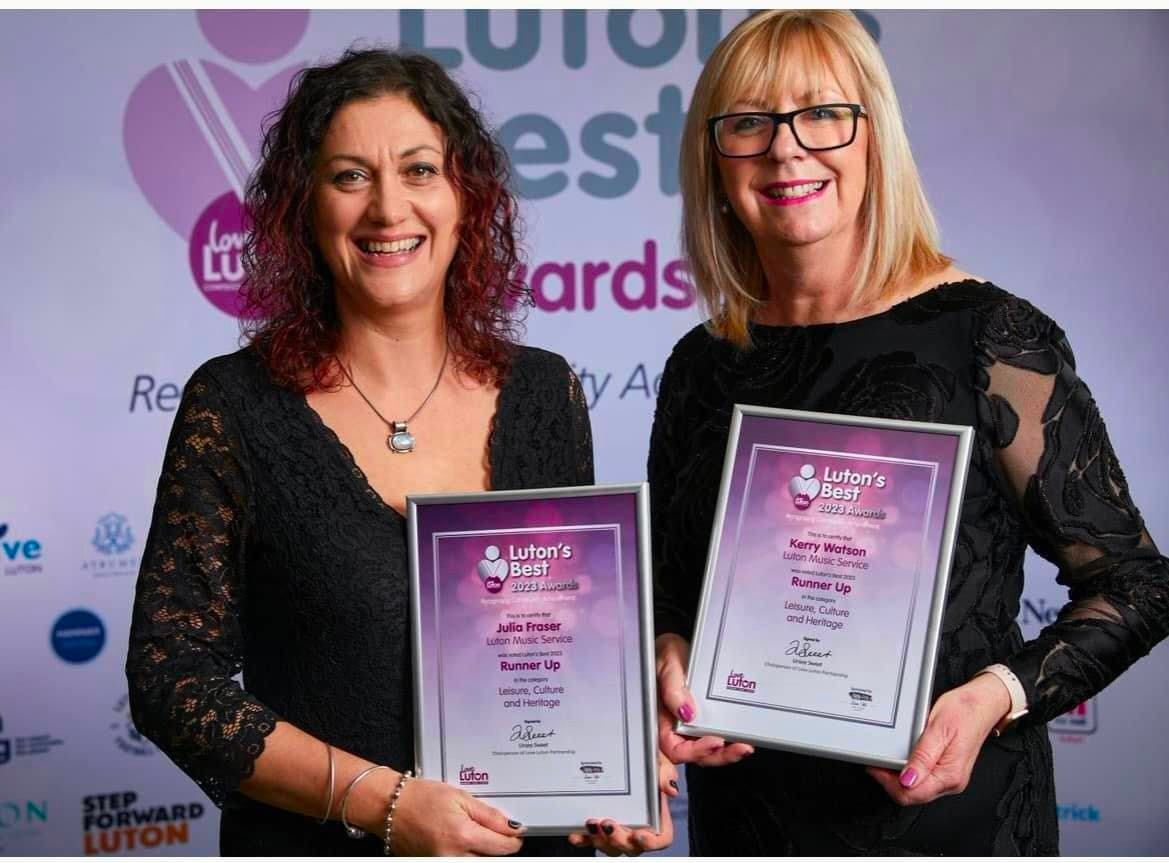 Luton Music Service (@lutonmusicsrvce) on Twitter photo We're super proud of Kerry and Julia for receiving the runner-up award at the @loveluton Luton’s Best Awards at @LutonHooHotel. It's recognises their work as part of <a href="/lutonmusicsrvce/">Luton Music Service</a> but they couldn't do it without the support of their amazing team. Well done and well deserved. We're super proud of Kerry and Julia for receiving the runner-up award at the @loveluton Luton’s Best Awards at @LutonHooHotel. It's recognises their work as part of <a href="/lutonmusicsrvce/">Luton Music Service</a> but they couldn't do it without the support of their amazing team. Well done and well deserved.