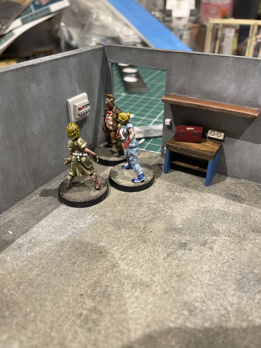 PilPol75's tweet photo. #28mm #28mmwargaming #lastdayszombieapocalypse #CountyroadZ https://t.co/J4RKMcy57z