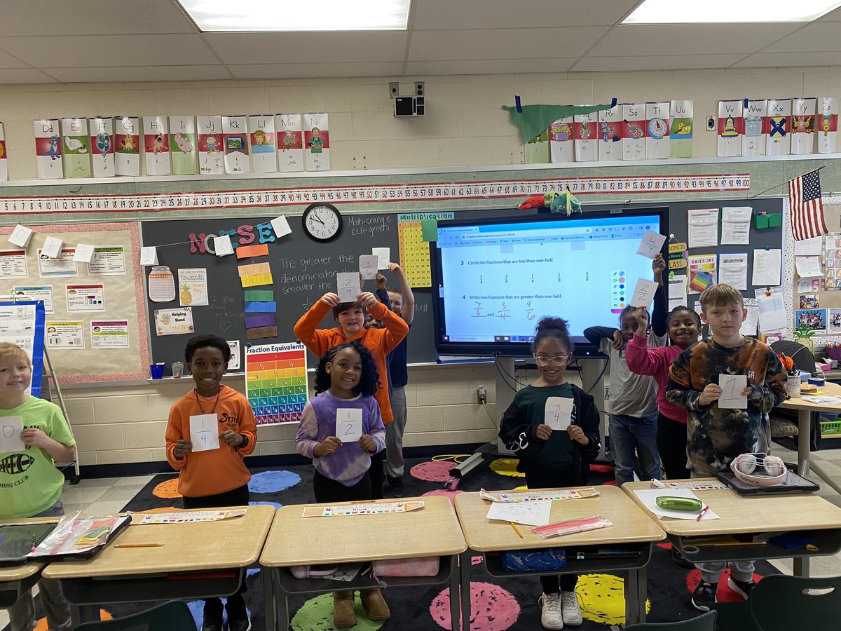 3rd graders created a human number line in order to better understand fractions as distances! <a href="/VincentFarmBCPS/">VincentFarmBCPS</a> <a href="/kpackBCPS/">Kyla Frame</a>
