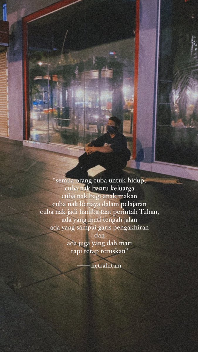 senandikacn's tweet photo. hidup

bangun untuk hidup
atau
serah untuk mati.

#puisi https://t.co/wJTkEECrpt