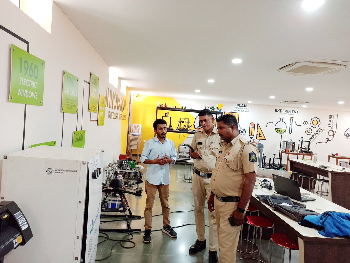 Constables Nilesh Naik and Laxman Dahifode from Fatorda Police Station visited our Rapid Prototyping Lab, exploring the innovative world of 3D printing technology, drones, and cutting-edge projects. 

#CommunityInnovation #LocalHeroes #RapidPrototyping #3DPrintingTech
