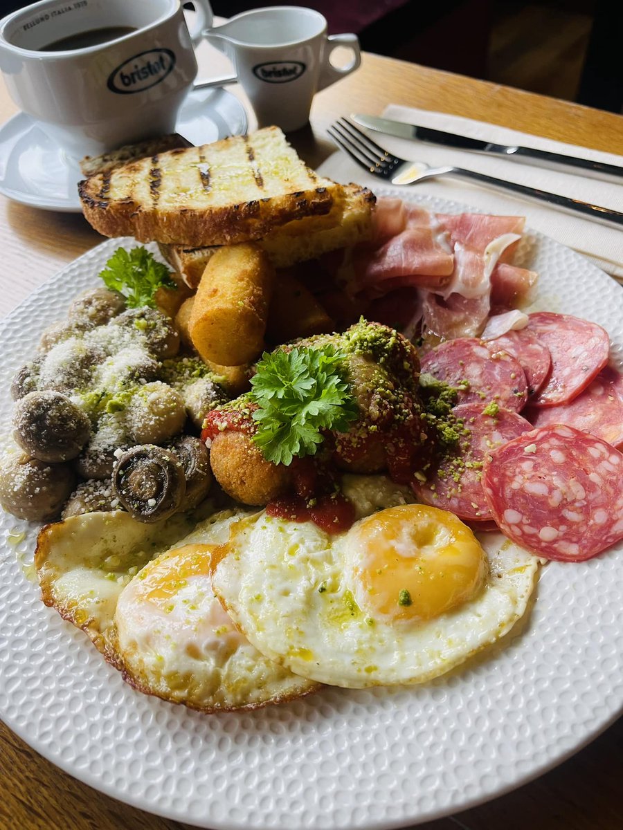 Ready to try an Italian Twist? 🇮🇹

That’s Amore in Washington are serving Full Italian Breakfasts from 10am-12pm from Tuesday to Saturday.

If you're planning a visit, pre-book your journey with Blueline now 👉 0191 262 6666

📸: That's Amore Washington