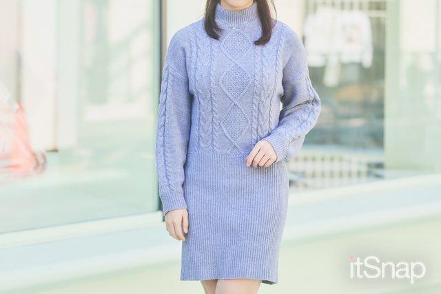 itSnap_media's tweet image. 本日19:00公開　　
竹井愛乃サン ・日本女子大学三年／20歳(158cm)

シックなタートルネックワンピに
品よく着られる淡いピンクコートをさらり♡

全身コーデはこちら🥐🥯→itsnap.jp

#MAJESTICLEGON
#INGNI
#SPPS
#ANEMONE