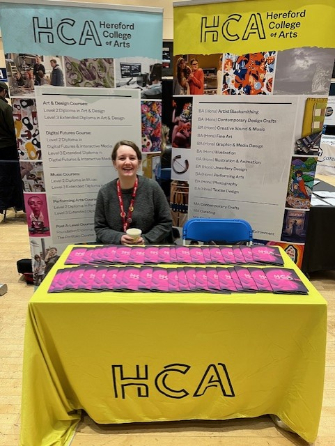 KingstoneHigh's tweet photo. A successful evening at Kingstone Academy last week. The Year 9’s,10’s &amp; 11’s were able to discuss future careers and their successful futures.

Many thanks to all the companies and organisations for their help and support https://t.co/CjL6FQ17Wa