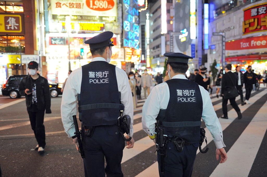nihonjintamasii's tweet photo. NHKニュース「おはよう日本」 などが
外国人への 職務質問 が 人種差別 だと提訴の報道

外国人は人種ではなく、日本国民以外

自民党、公明党・岸田政権の外国人移民政策で
外国人の凶悪犯罪を激増させ日本国の治安を悪化

「外国人への職務質問は、差別ではない！」

と思う方はリツイートして下さい https://t.co/24ydQtqooG