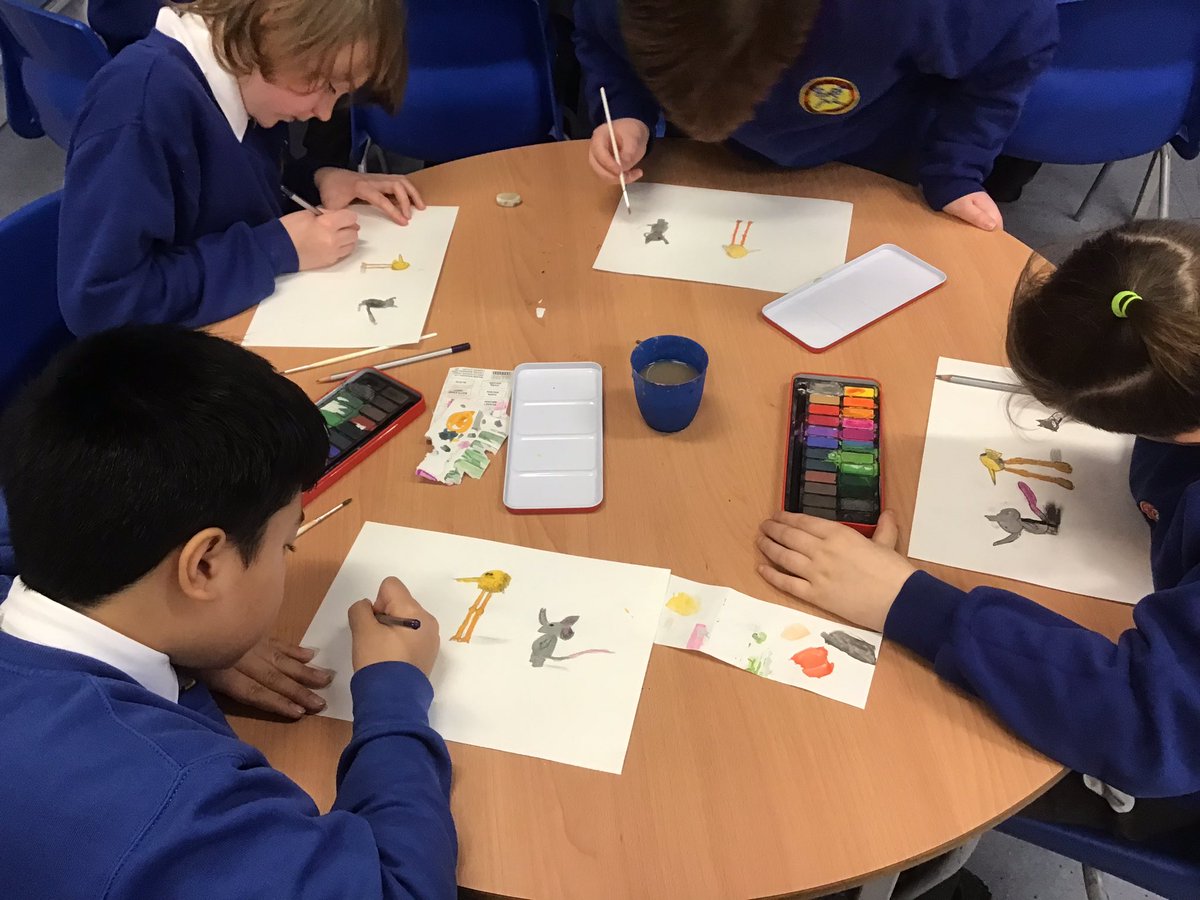 StPPPrimaryY6's tweet image. To immerse ourselves into our new text #thebarnabusproject we followed a tutorial of how to draw two characters from the book. After learning that each character is a creation of two animals, we then created our very own pet! I wonder what could happen next… 🐘🐭🐥 #perfectpet
