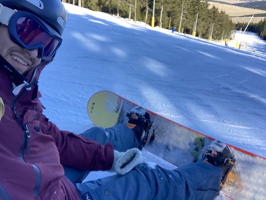 jvveenvliet's tweet photo. That’s gonna be a fun week 🏂 #Klinovec https://t.co/7uUpTWLQ9W
