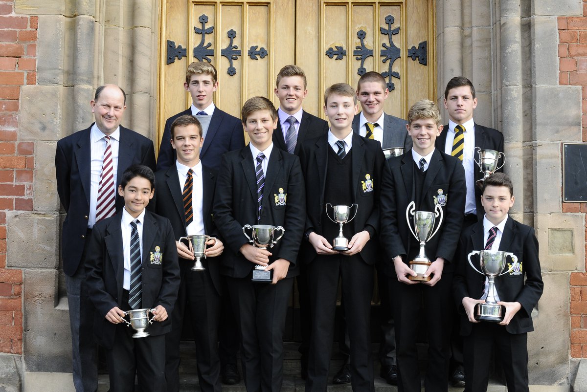 Congratulations to Old Crosbeian @tomhartley100 on his fantastic Test debut for England against India in Hyderabad 🏴󠁧󠁢󠁥󠁮󠁧󠁿🏏

Tom’s seven wickets in India’s second innings helped propel England to the most unlikely of victories, which has been hailed as one of the all-time greats.