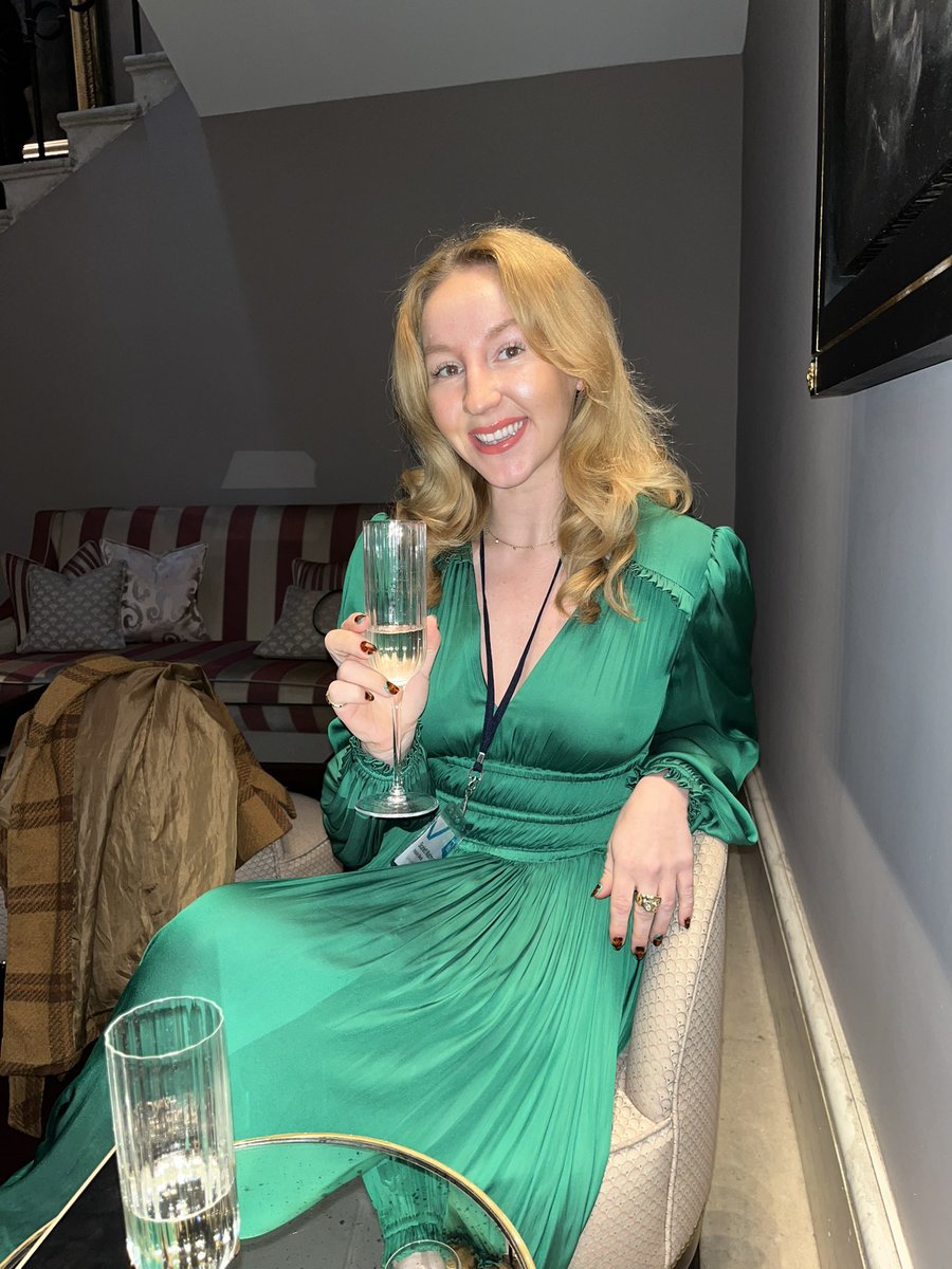 Mary Burch BEM (@bemburch) on Twitter photo A wee trip to London to join <a href="/ScarlettMaltman/">Scarlett Maltman</a> <a href="/IndustryMindsUK/">Industry Minds</a> for the #TheStageAwards 2024. Looking forward to the afternoon (and maybe even the after party 😉). Good luck to everyone shortlisted. A wee trip to London to join <a href="/ScarlettMaltman/">Scarlett Maltman</a> <a href="/IndustryMindsUK/">Industry Minds</a> for the #TheStageAwards 2024. Looking forward to the afternoon (and maybe even the after party 😉). Good luck to everyone shortlisted.